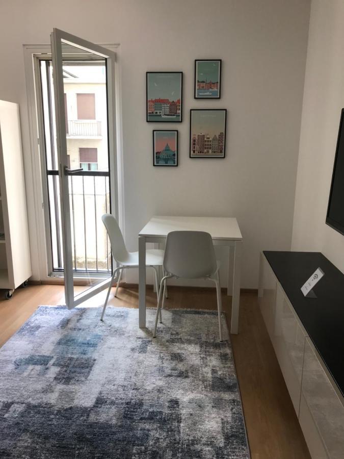 Connie S Home Free Parking لوغانو المظهر الخارجي الصورة
